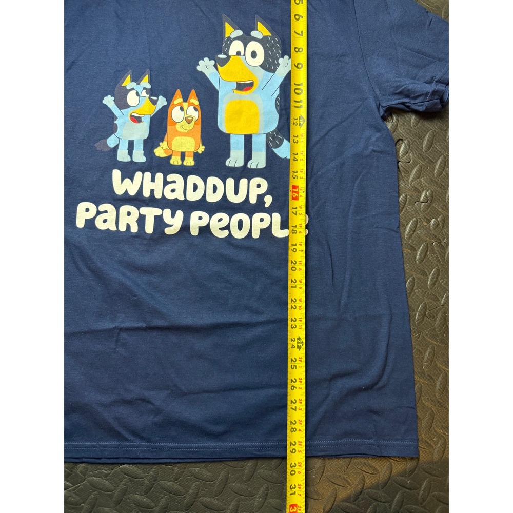 Bluey Whaddup Party People Navy Blue Graphic T-Shirt Mens Large L Cotton New - Picture 5 of 7
